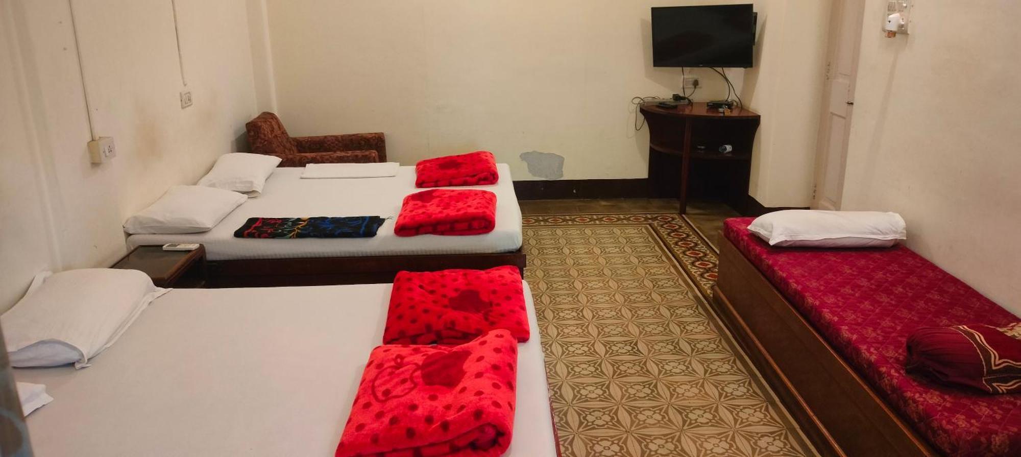 Bed And Breakfast At Colaba — Zdjęcia 3